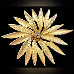 Vintage Art Arthur Pepper Starburst Brooch